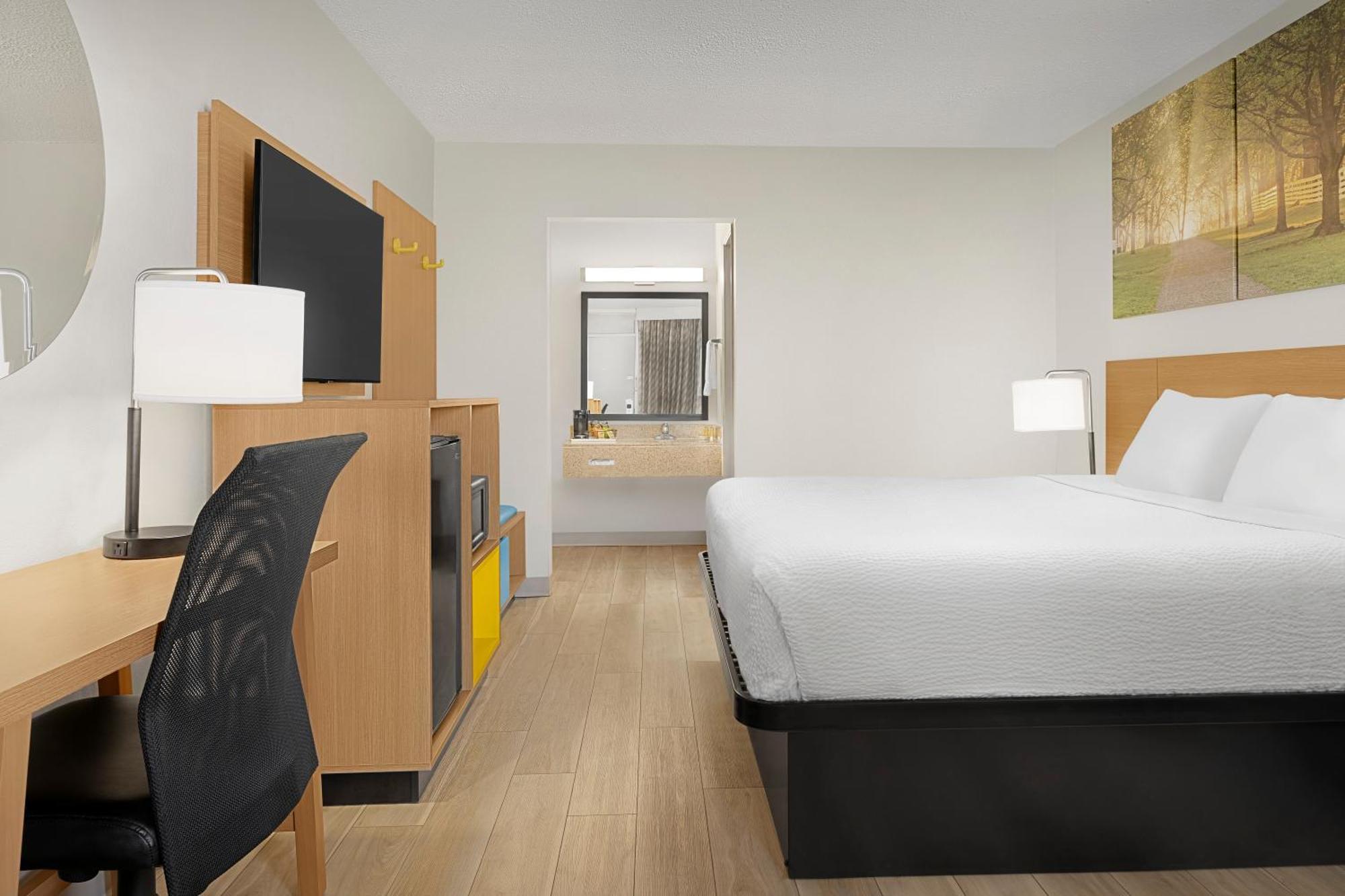 Days By Wyndham I-75 Hotel 2*